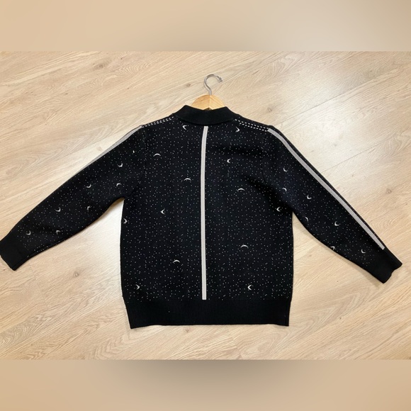 GUC Sweater with TB Monogram Zipper - Picture 6 of 6